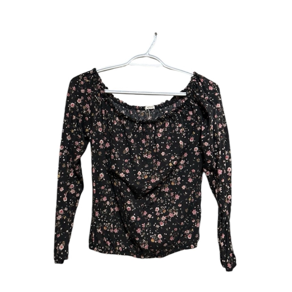 Ardene womens off the shoulder top size large!